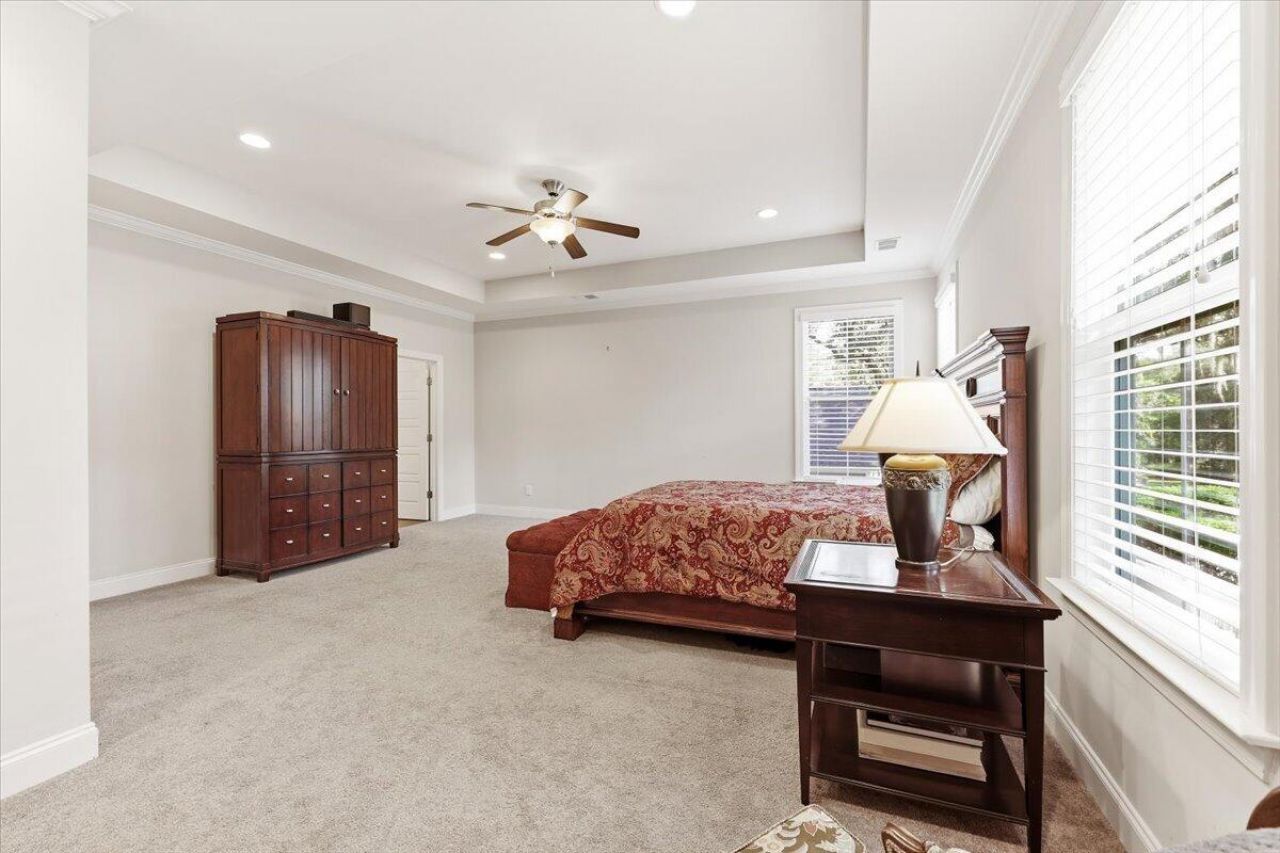 320 Hundred Oaks Parkway Photo 26