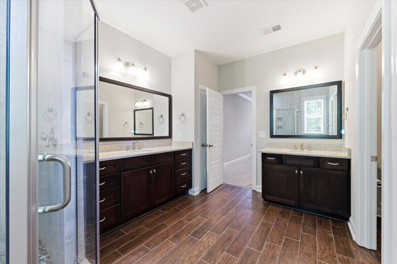 320 Hundred Oaks Parkway Photo 28
