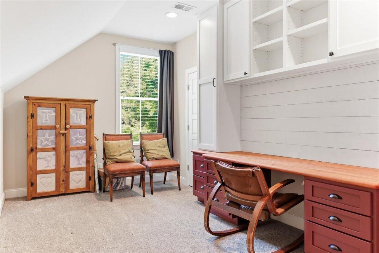 320 Hundred Oaks Parkway Photo 41
