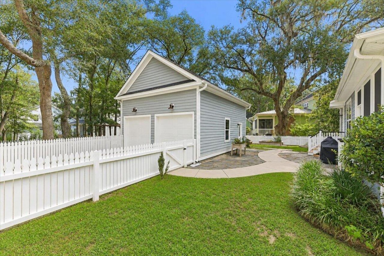 320 Hundred Oaks Parkway Photo 44