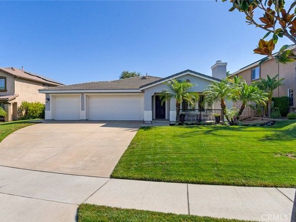 1321 Radcliffe, Corona, CA 92881