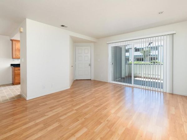 208 Sequim, Fremont, CA 94539
