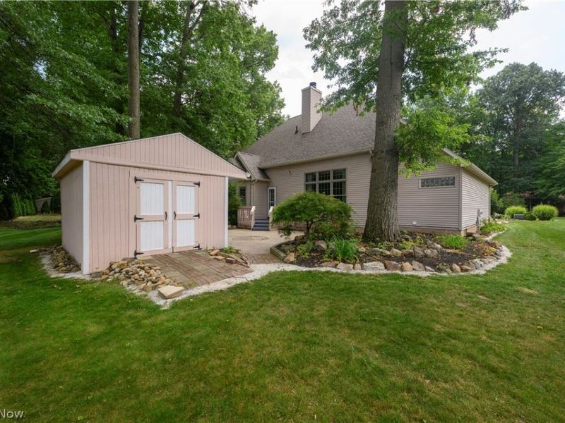 206 Shenandoah Boulevard, Barberton, OH 44203 Photo 5
