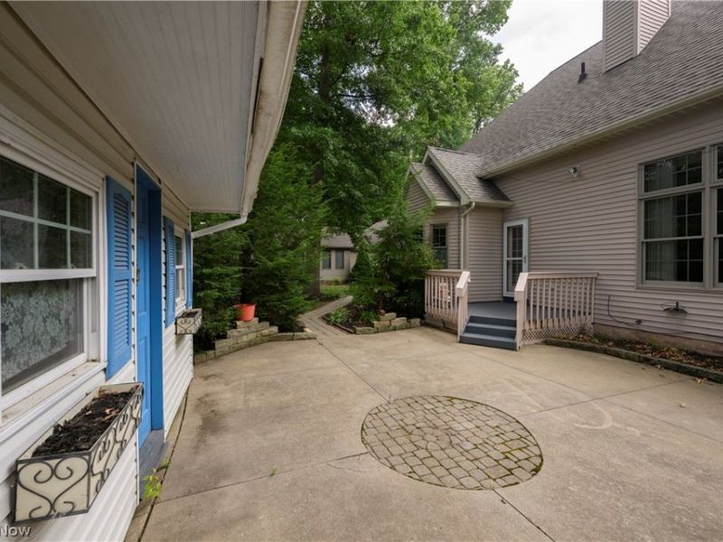 206 Shenandoah Boulevard, Barberton, OH 44203 Photo 6