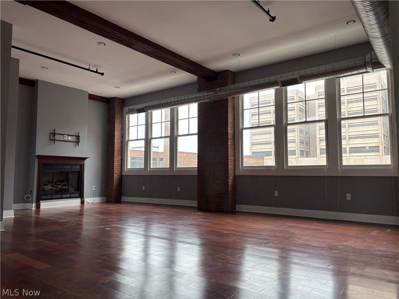 1260 W 4th Street, Cleveland, OH 44113 Photo 3