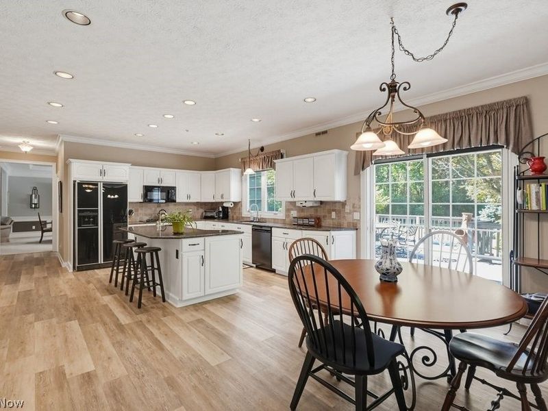 6460 Laura Lane, Solon, OH 44139 Photo 12