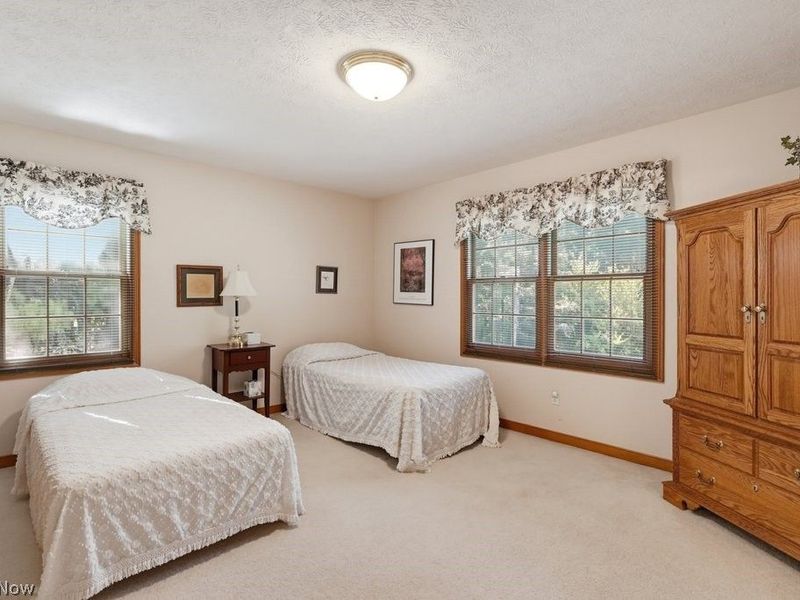 6460 Laura Lane, Solon, OH 44139 Photo 19