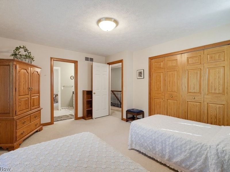 6460 Laura Lane, Solon, OH 44139 Photo 20