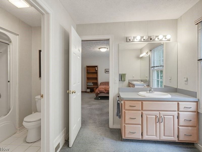 6460 Laura Lane, Solon, OH 44139 Photo 28