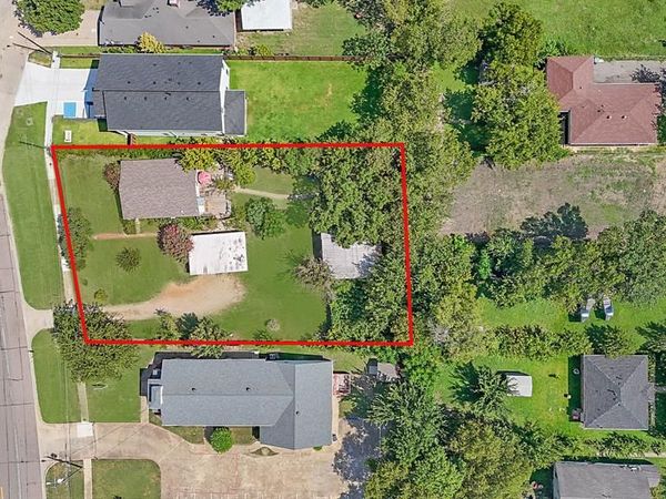 3463 Bernal Drive , Dallas, TX 75212