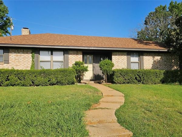 3009 Jennifer Avenue, Denison, TX 75020