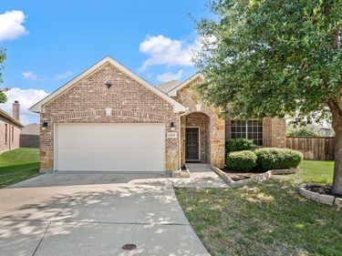 13160 Larks View Point, Fort Worth, TX 76244