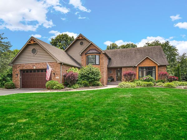 1536 Muirfield Drive, Dyer, IN 46311