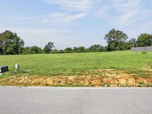 1411 Anna Maria Ln, Cookeville, TN 38501