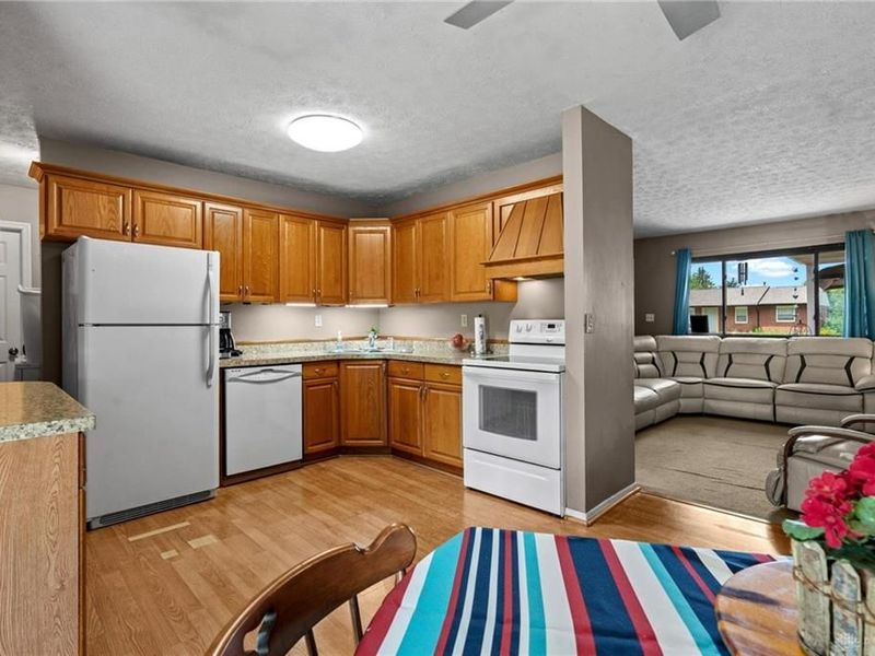 1969 Vermont Drive, Xenia, OH 45385 Photo 7