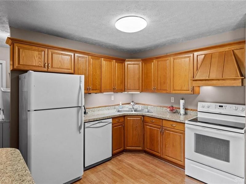 1969 Vermont Drive, Xenia, OH 45385 Photo 9