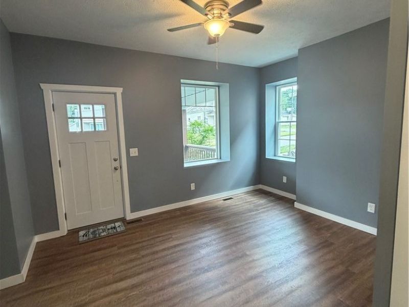 76 W Main Street, Salineville, OH 43945 Photo 8