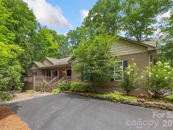 141 Dolly Lane , Highlands, NC 28741