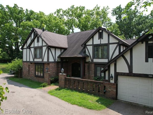 3317 Lone Pine Road , West Bloomfield Twp, MI 48323