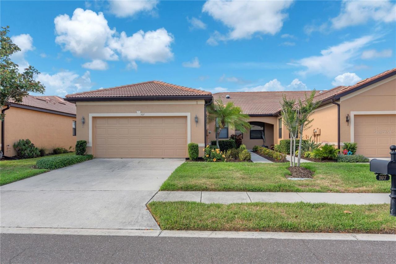 107 Shell Falls Drive , Apollo Beach, FL 33572 Main Photo