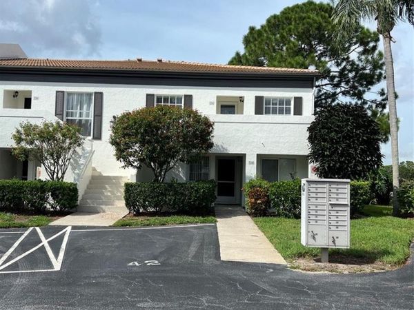 5242 WEDGEWOOD LANE , Unit 62, SARASOTA, FL 34235