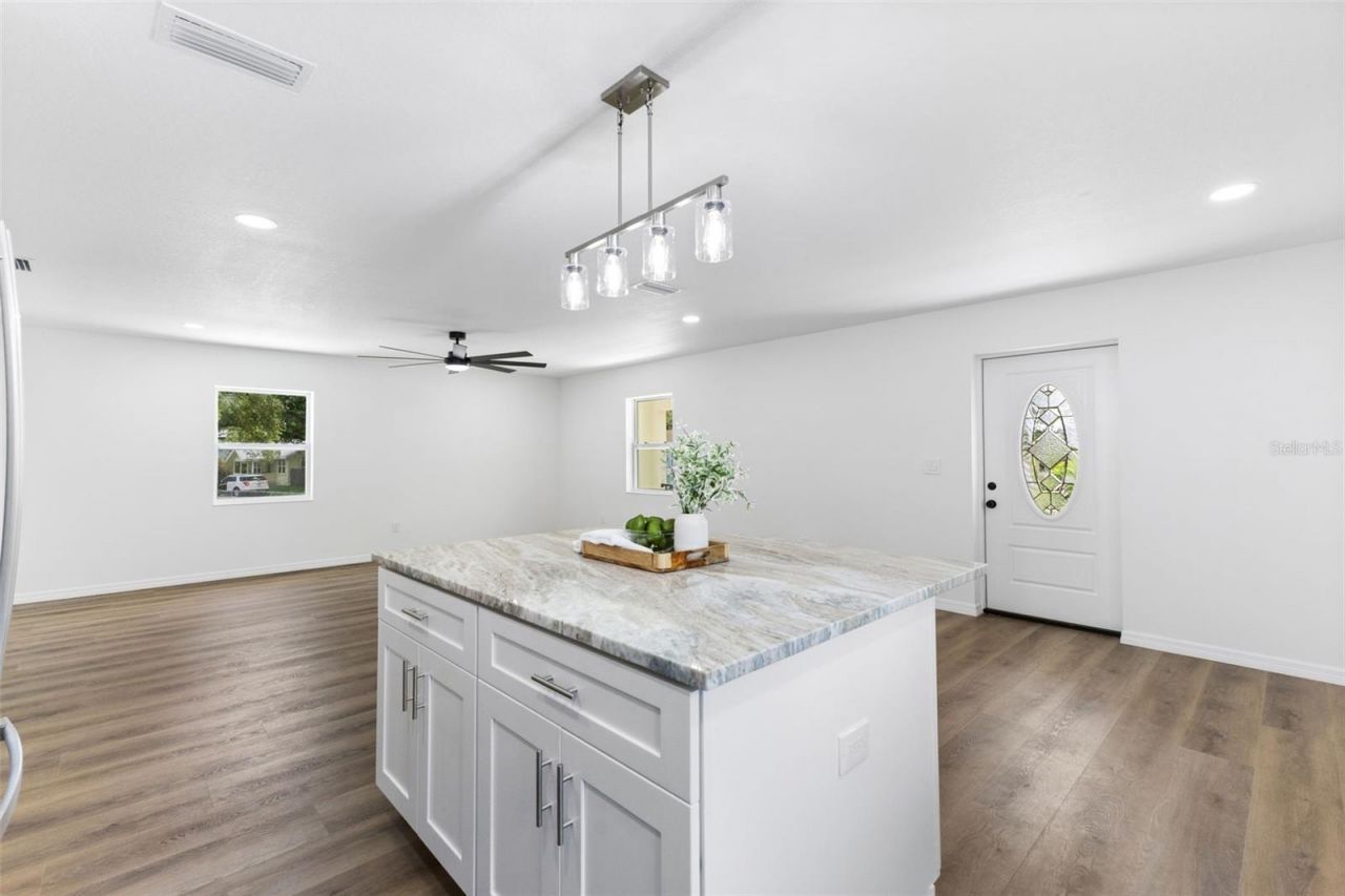 120 Brown Street, Bradenton, FL 34208 Photo