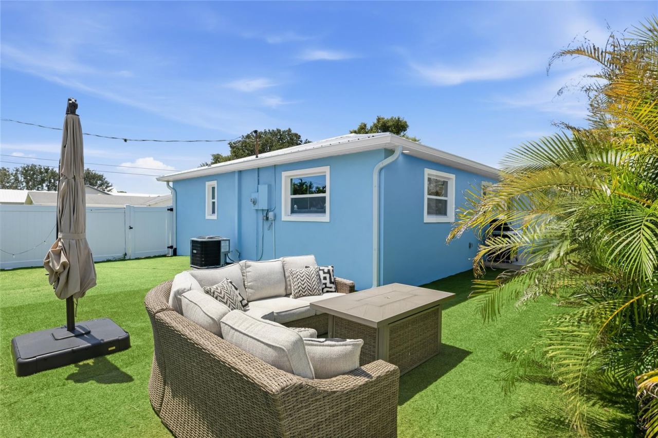 912 21st Avenue W, Palmetto, FL 34221 Photo