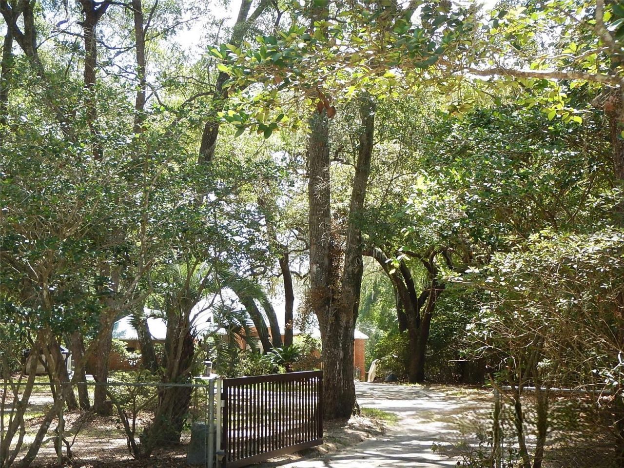 8315 Lilly Lake Road, Melrose, FL 32666 Photo