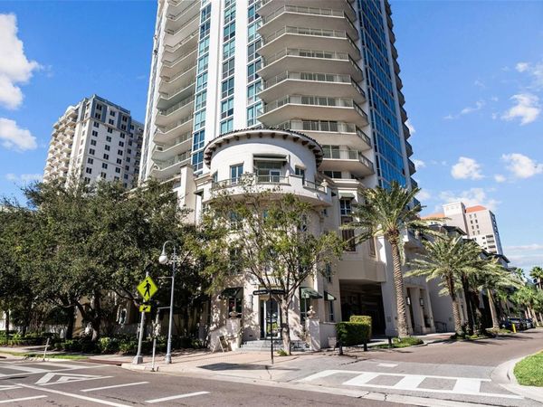 450 KNIGHTS RUN AVENUE , Unit 405, TAMPA, FL 33602