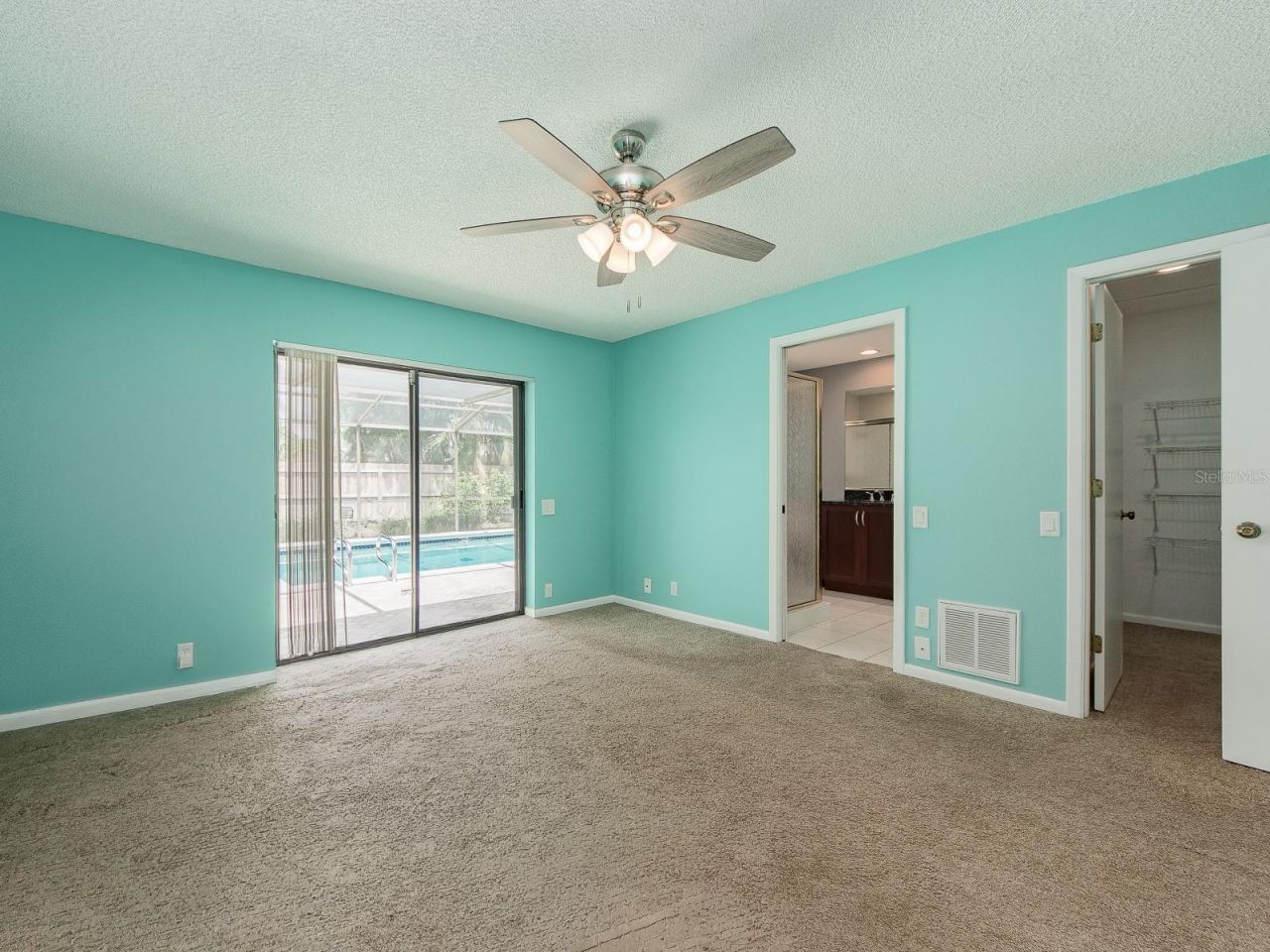 1612 Midnight Pass Way, Clearwater, FL 33765 Photo
