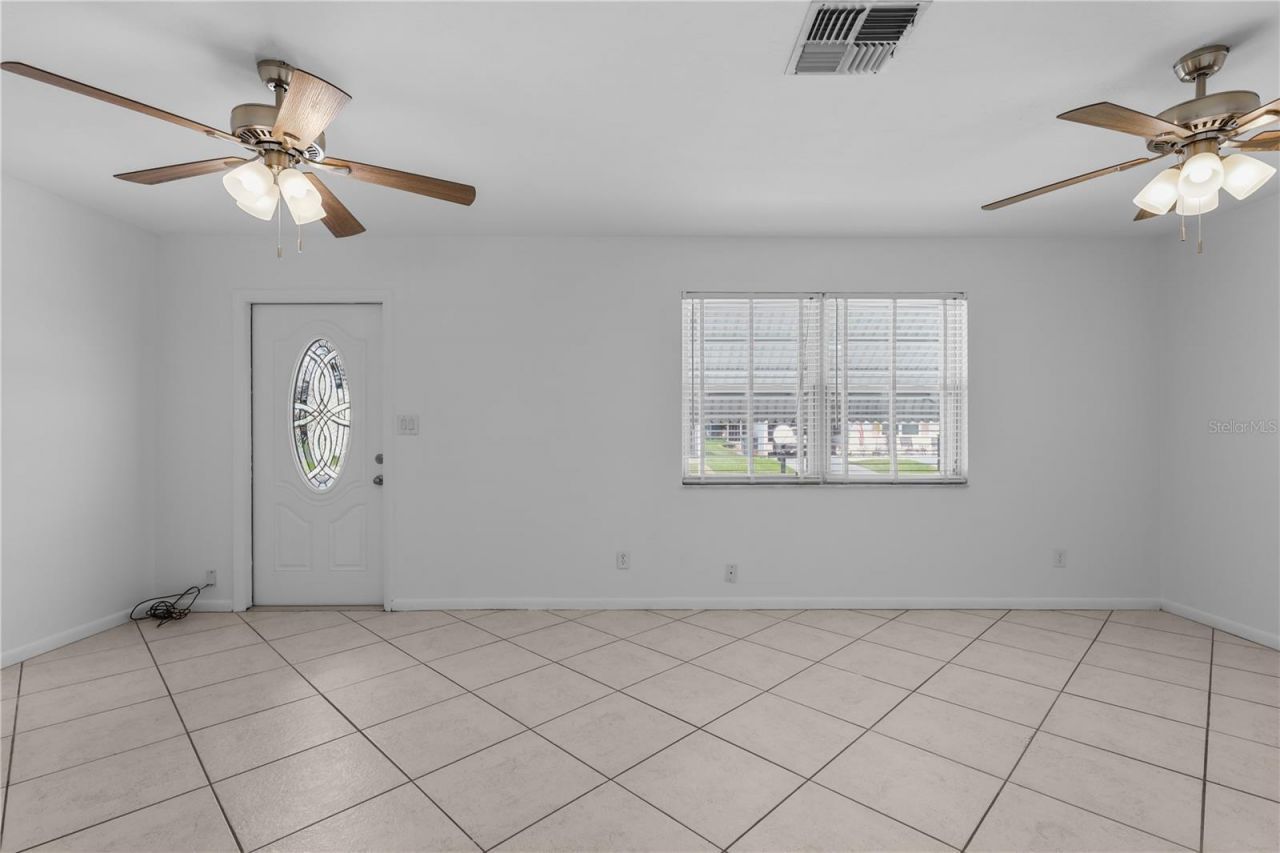 11 Desert Candle Circle , Lehigh Acres, FL 33936 Photo