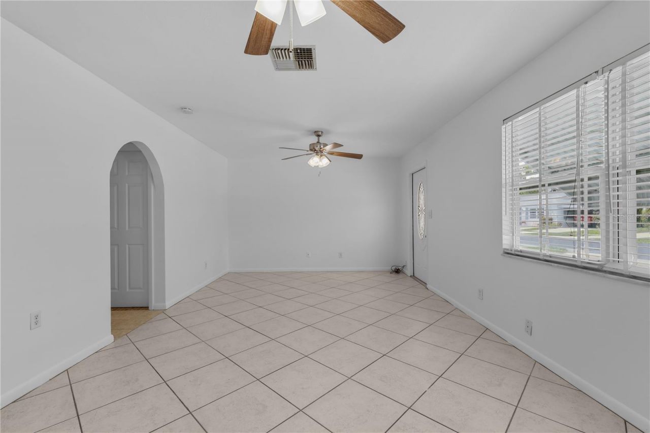 11 Desert Candle Circle , Lehigh Acres, FL 33936 Photo