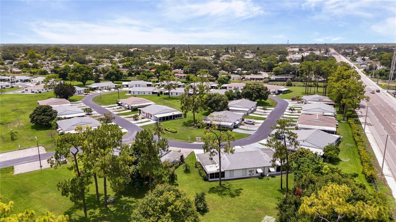 11 Desert Candle Circle , Lehigh Acres, FL 33936 Photo