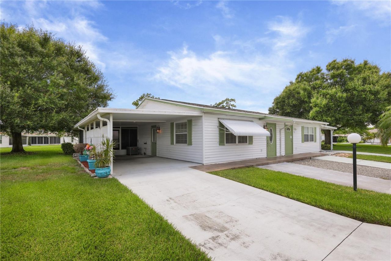 11 Desert Candle Circle , Lehigh Acres, FL 33936 Photo