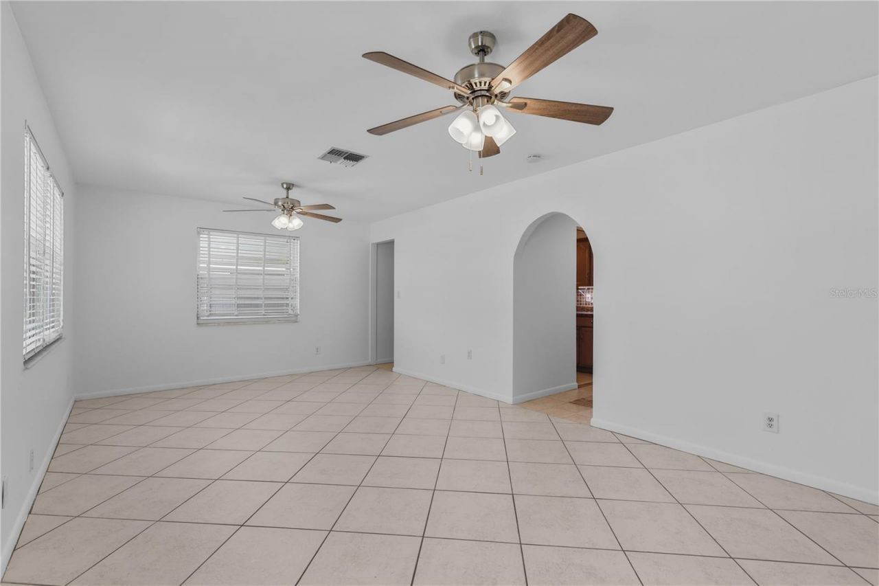 11 Desert Candle Circle , Lehigh Acres, FL 33936 Photo