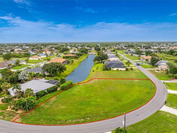 19 MEDALIST PLACE, ROTONDA WEST, FL 33947