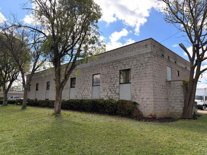 3055 Templeton Road , Columbus, OH 43209 Photo 2