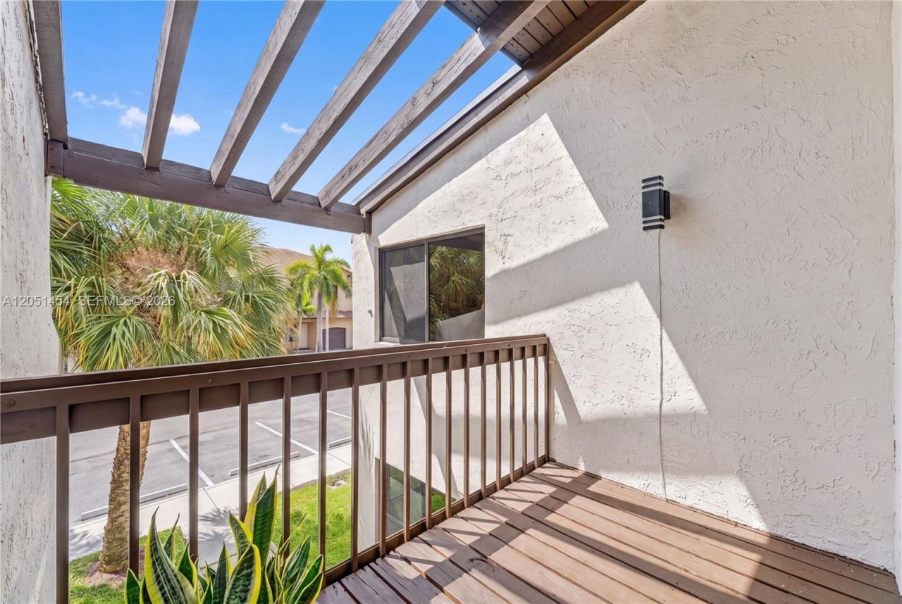 9260 NW 16th St, Unit #9260, Pembroke Pines, FL 33024 Photo