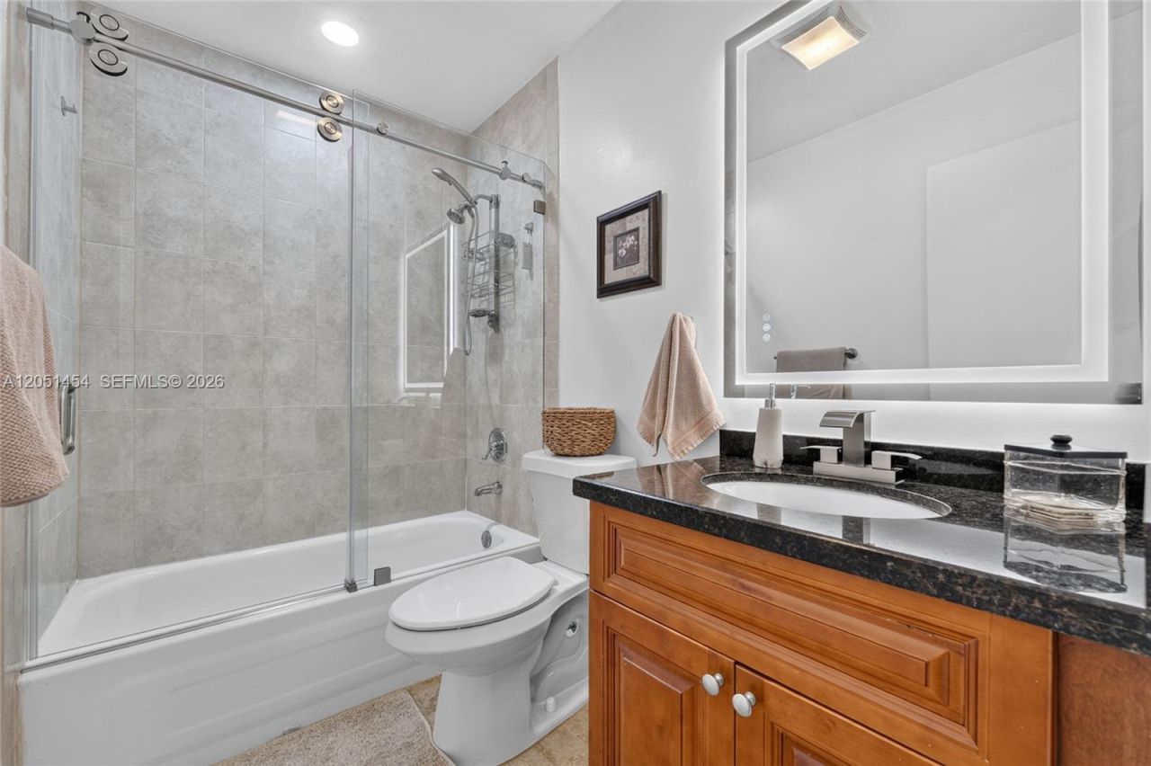 9260 NW 16th St, Unit #9260, Pembroke Pines, FL 33024 Photo