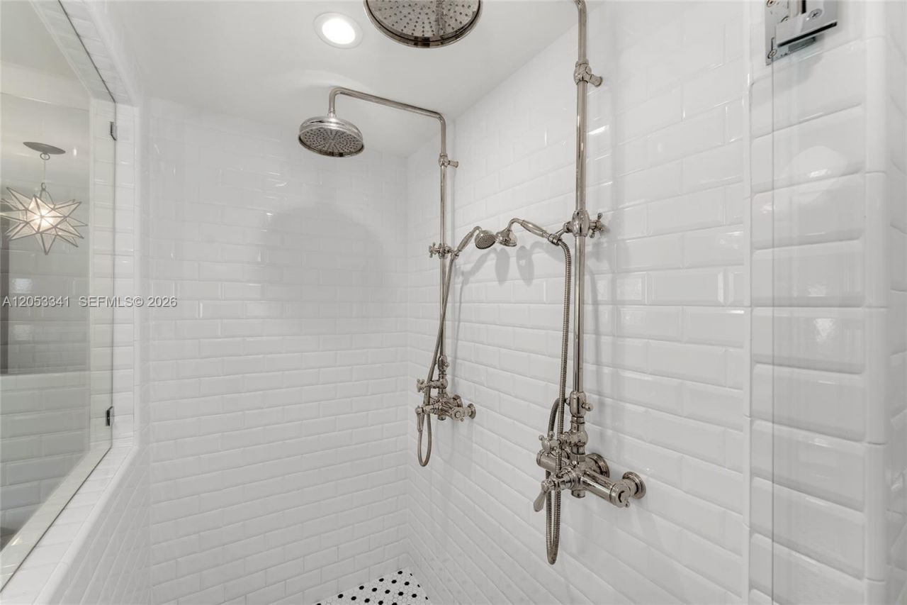 4430 Alton Rd , Miami Beach, FL 33140 Photo
