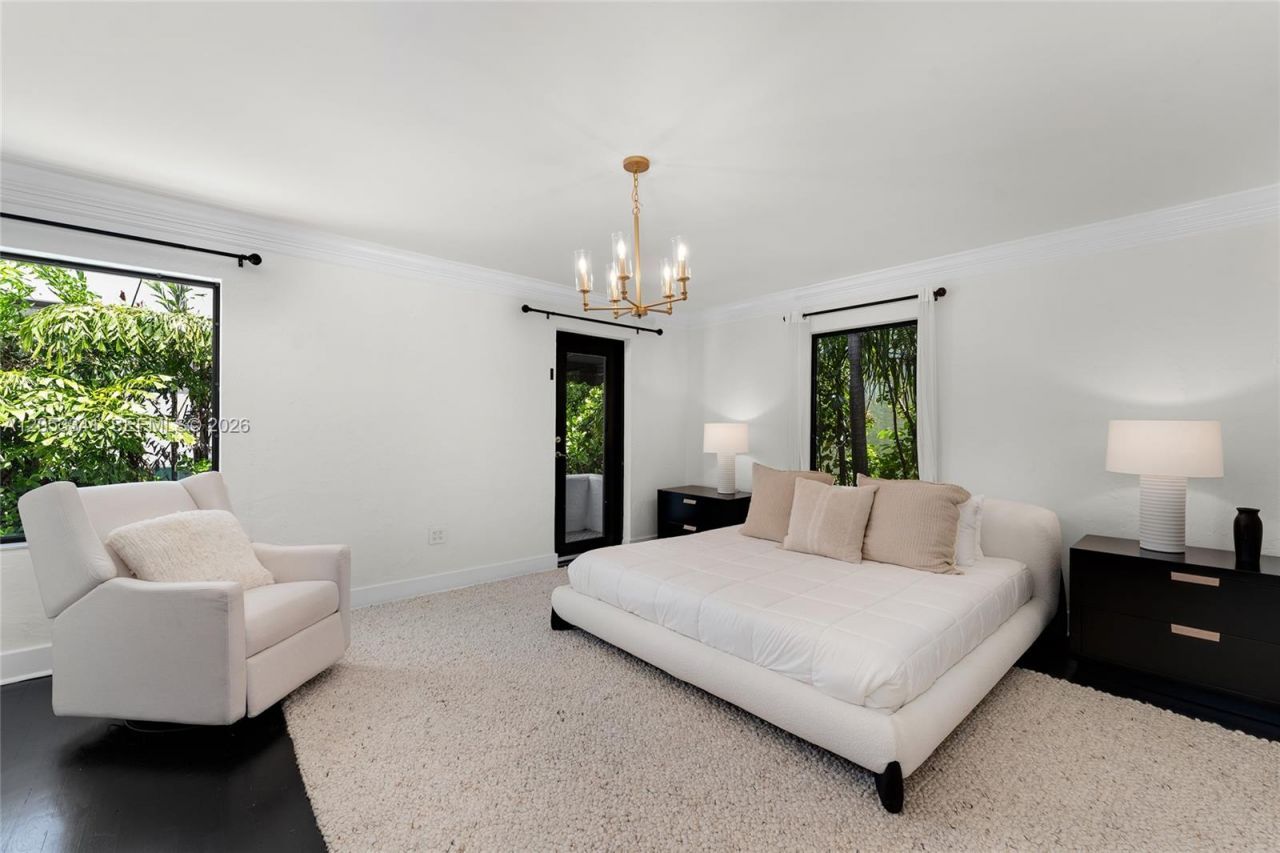 4430 Alton Rd , Miami Beach, FL 33140 Photo