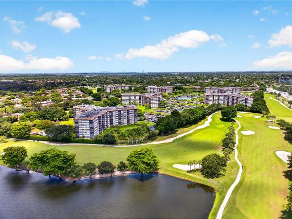 900 Saint Charles Pl , Unit 621, Pembroke Pines, FL 33026