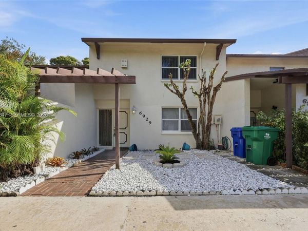 6929 SW 38th St , Unit 2-L, Miramar, FL 33023