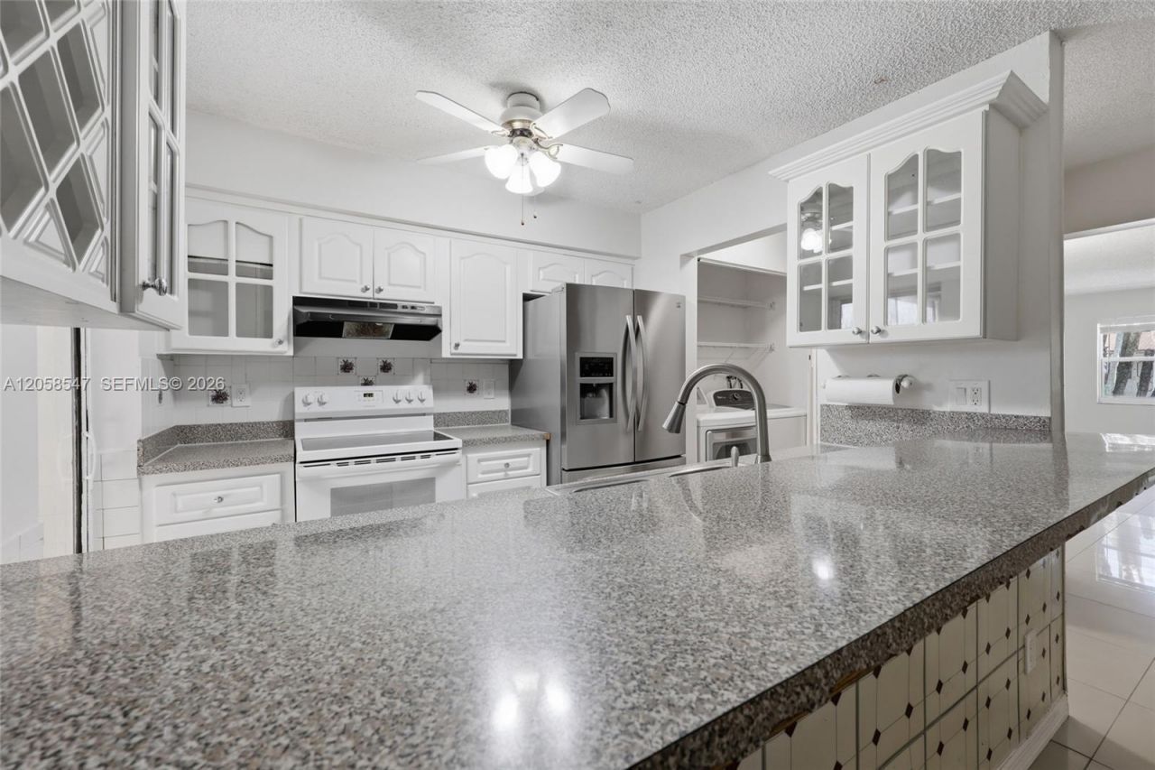 6929 SW 38th St, Unit 2-L, Miramar, FL 33023 Photo