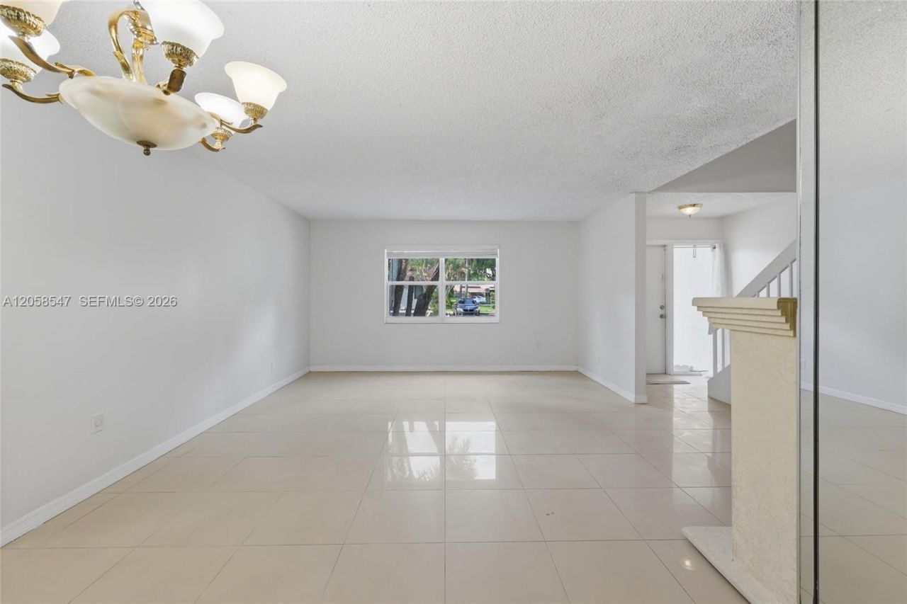6929 SW 38th St, Unit 2-L, Miramar, FL 33023 Photo