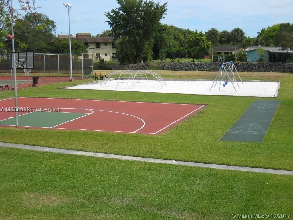7720 Camino Real, Unit 107, Miami, FL 33143 Photo