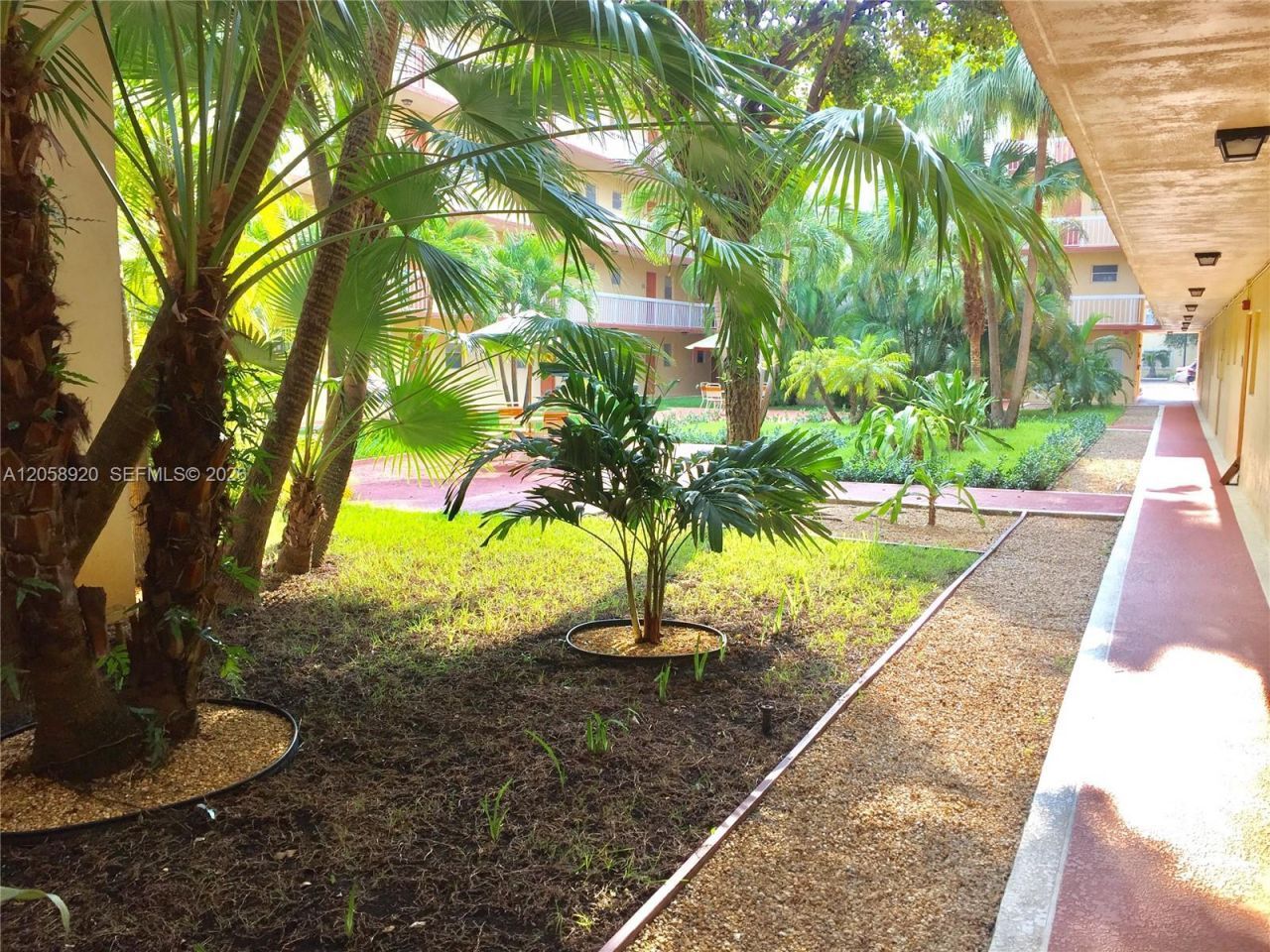 7720 Camino Real, Unit 107, Miami, FL 33143 Photo