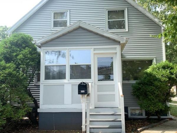 3747 S Arctic AVENUE, Saint Francis, WI 53235