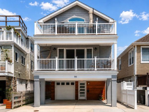 90 Alabama Street, Long Beach, NY 11561