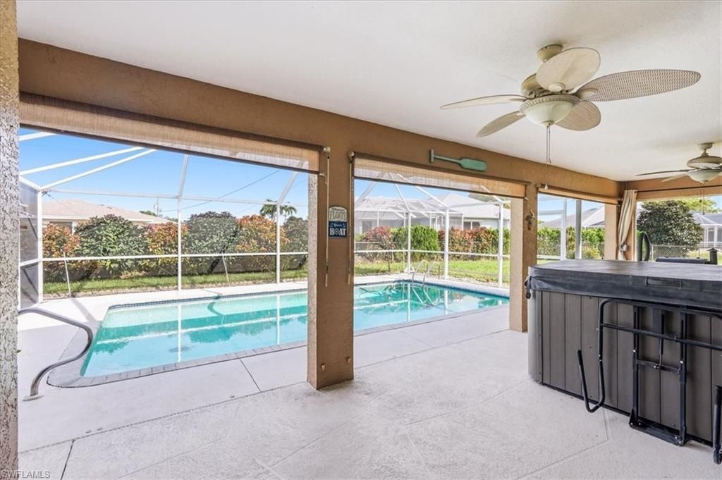 1702 SE 11th Ave, Cape Coral, FL 33990 Photo